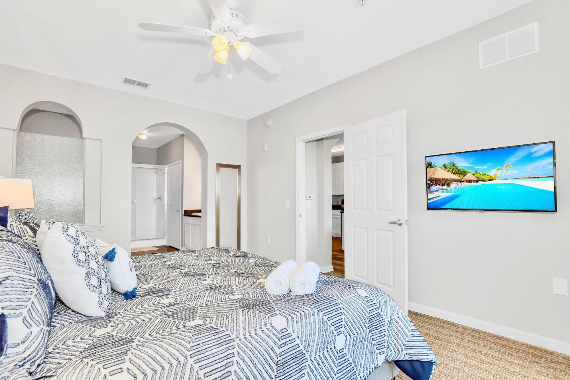 3br With Pool Hot Tub Games - Near *